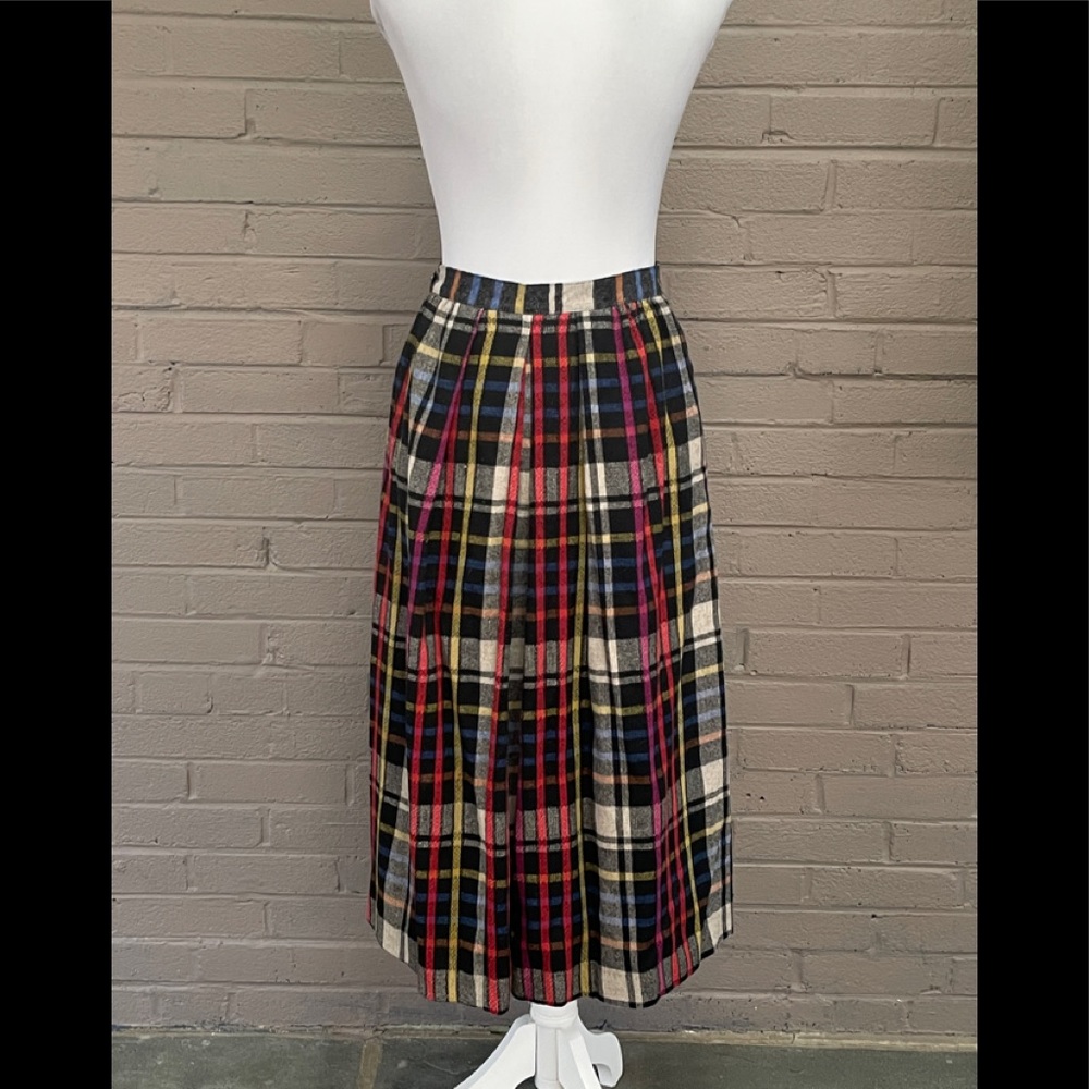 Diane Von Furstenberg Vintage plaid skirt - Picture 7 of 10